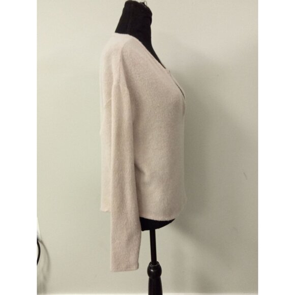 NWT Socialite Women's Tan V-Neck Sweater Size Small - Picture 4 of 6